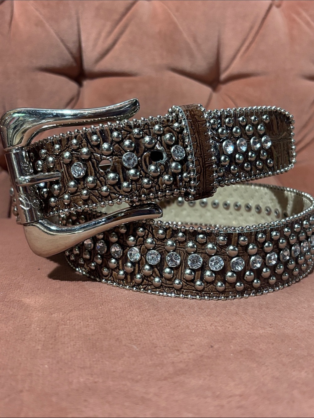 Guess vintage y2k oversized buckle western inspired reptile rhinestone belt